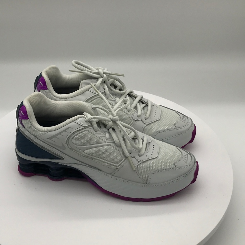 Nike womens Shox Shocks sneakers size 8.5 US - Picture 1 of 6